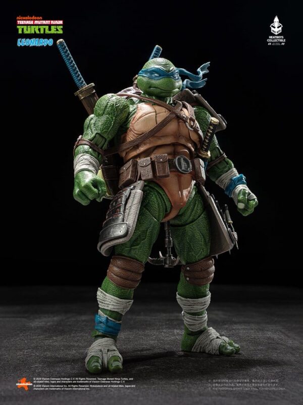 Teenage Mutant Ninja Turtles Action Figure Leonardo Deluxe Version 20 см