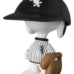 MLB × Peanuts UDF PVC Figure Chicago White Sox Snoopy 7 cm