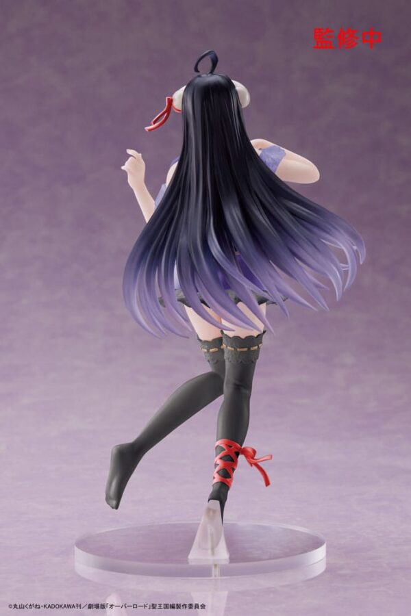 Overlord IV Coreful PVC Figuur — Albedo, ööriiete versioon, 18 cm