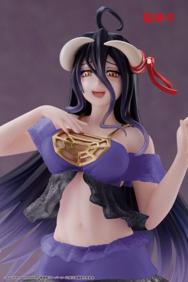 Overlord IV Coreful PVC Figuur — Albedo, ööriiete versioon, 18 cm