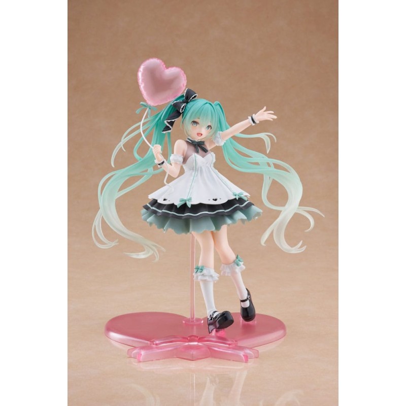Фигурка Hatsune Miku AMP+ PVC — Версия «Hatsune Miku Birthday 2025 Party», 21 см