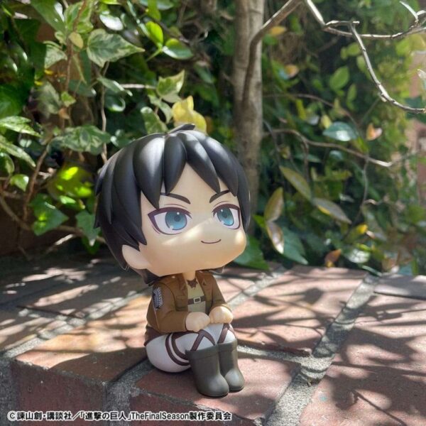 Фигурка Attack on Titan Look Up из ПВХ — Eren Jaeger, 11 см