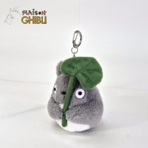 My Neighbor Totoro Nakayoshi Keychain Big Totoro with leaf