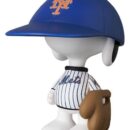 MLB × Peanuts UDF PVC Figure New York Mets Snoopy 7 cm