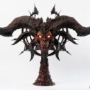Реплика маски из игры «Diablo IV» в масштабе 1:1 — «Повелитель ненависти» Мефисто, 94 см