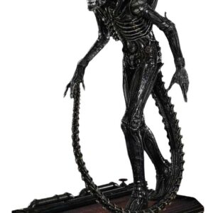 Статуэтка «Чужой» (фильм) от Museum Masterline XL, масштаб 1:3, «Большой парень» — ксеноморф, версия «Крупный план», делюкс-версия, 100 см